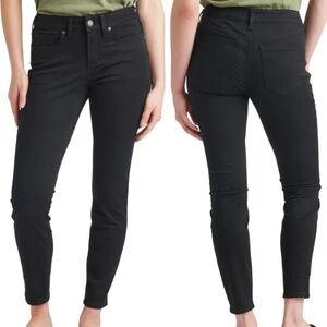 Silver jeans suki mid rise super skinny black jeans woman’s size 28 / 31 pants